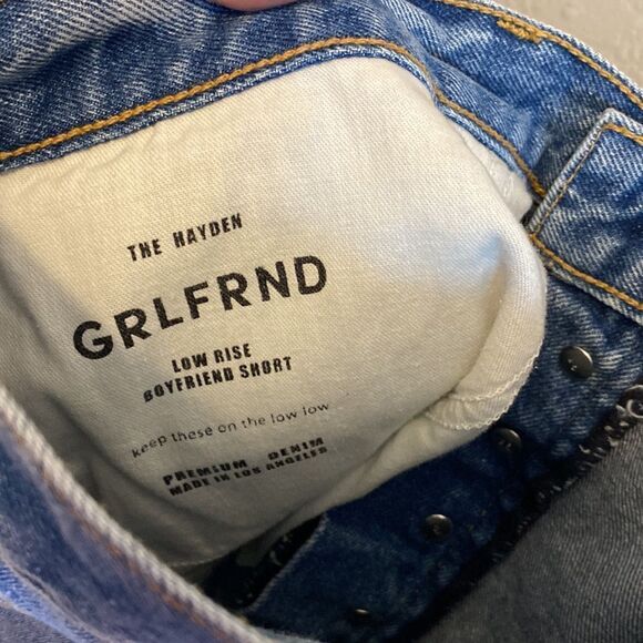 GRLFRND-The Hayden-Distressed boyfriend short-Size 30 - Picture 8 of 9